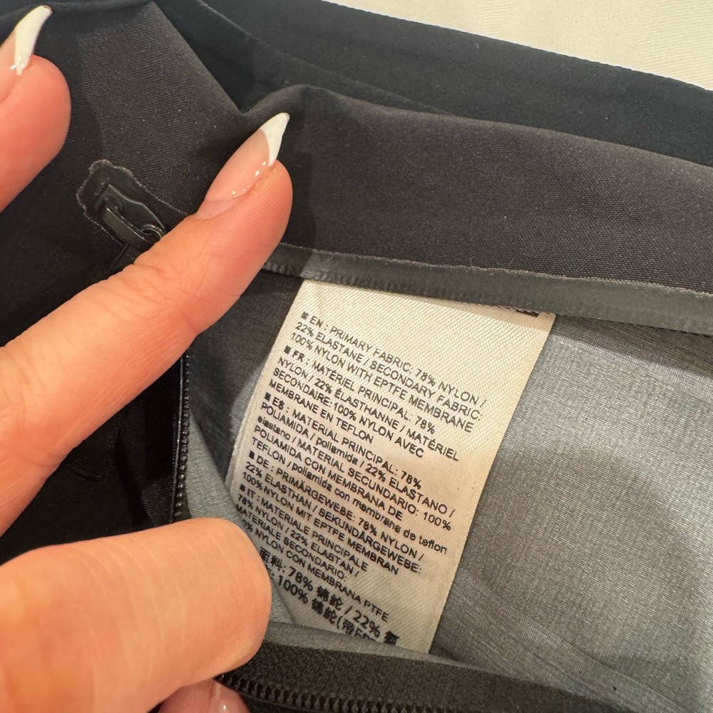 Arc'teryx Black Belt Bag - Picture 3 of 3